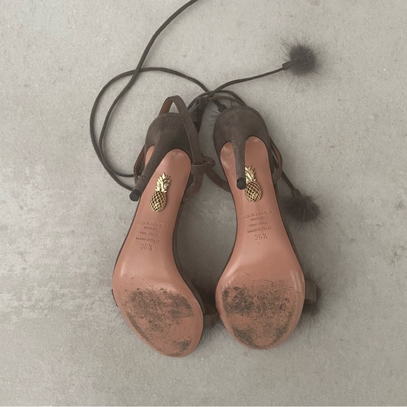 Fluffy Pom Pom Aquazzura heels - Picture 6 of 6